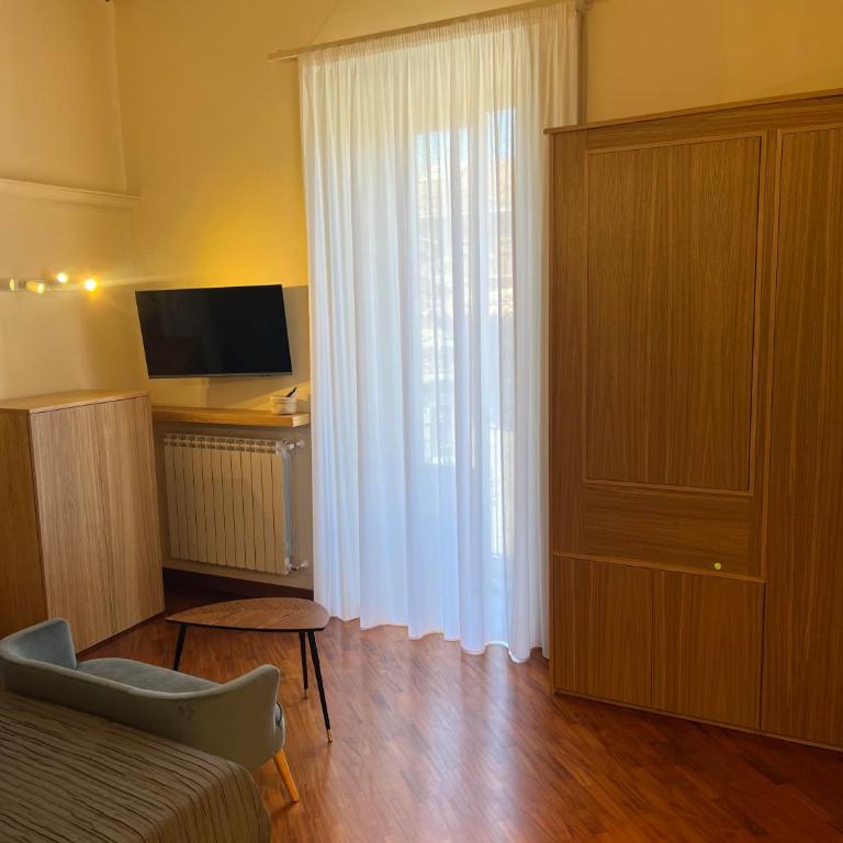 Dimora Bellini - Appartamento con 2 Camere da Letto - 9
