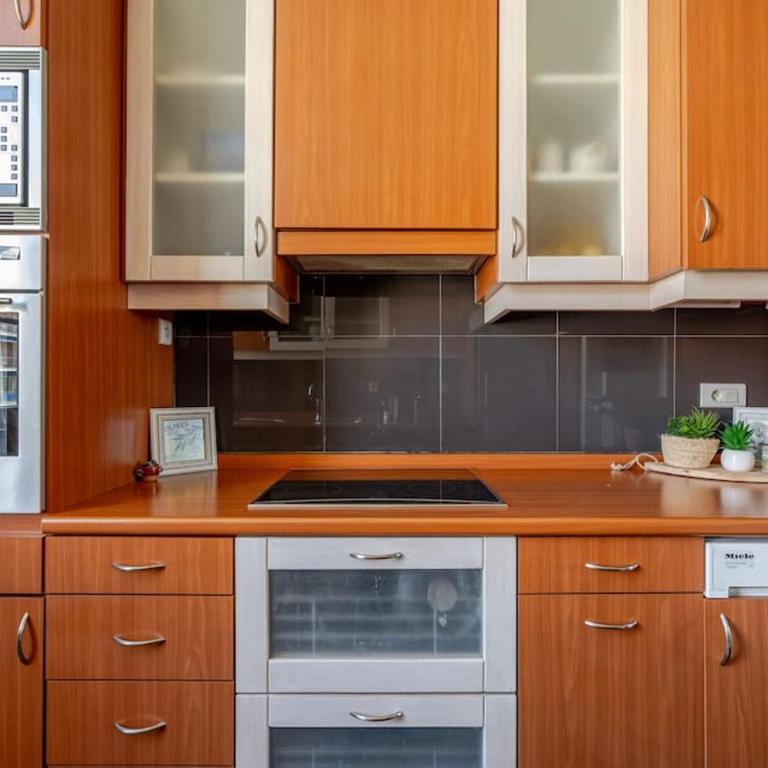 3BR Sea View Apartment Private Terrace Steps to Old Town & Palais - Appartement - 30