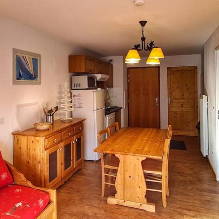 Appart chaleureux au pied des pistes avec piscine - Appartement 2 Chambres - 10