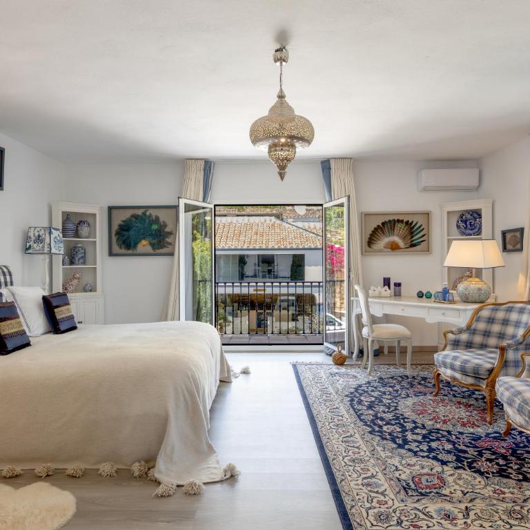 CasaBlu - An Andalusian Boutique Hotel - Habitación Doble Deluxe con balcón - 1