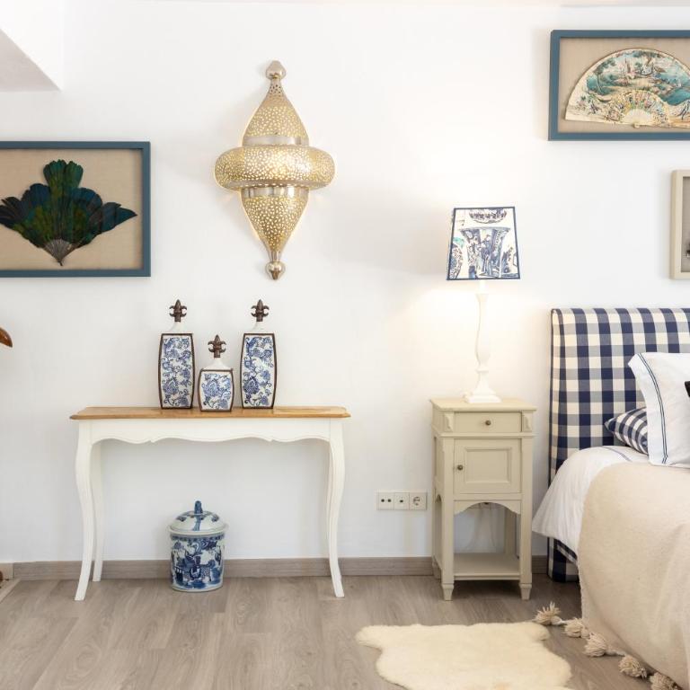 CasaBlu - An Andalusian Boutique Hotel - Habitación Doble Deluxe con balcón - 3