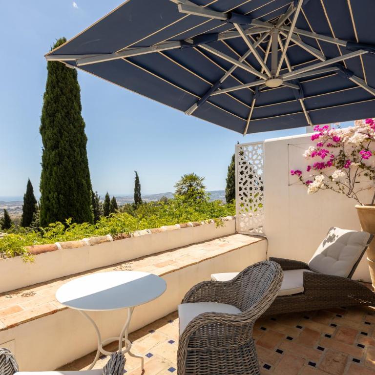 CasaBlu - An Andalusian Boutique Hotel - Habitación Doble Deluxe con balcón - 10