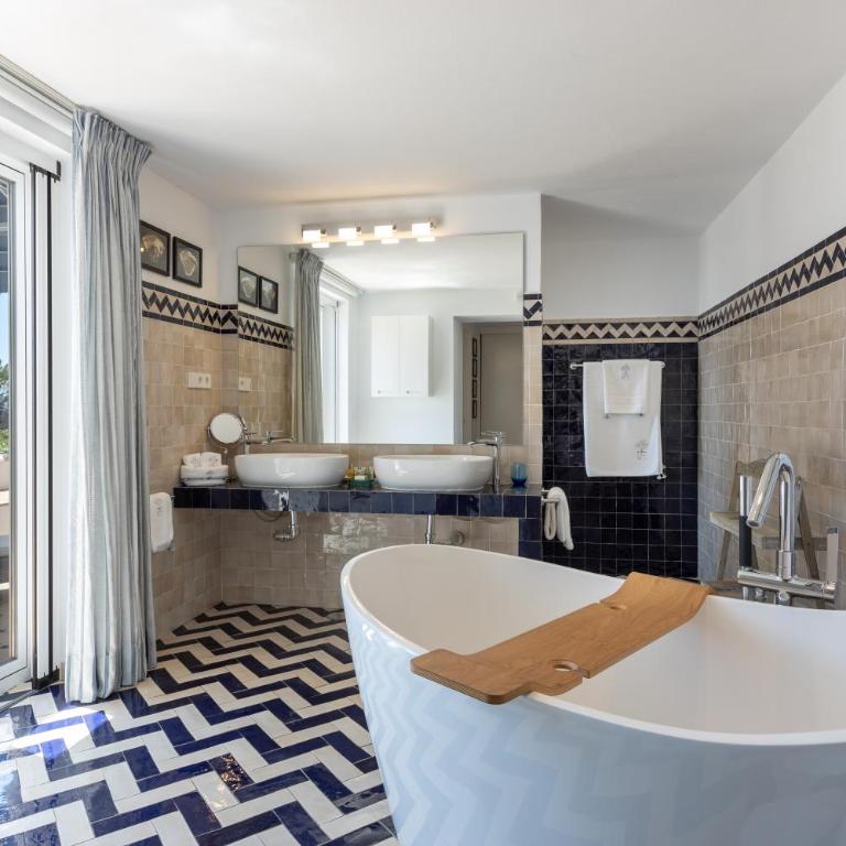 CasaBlu - An Andalusian Boutique Hotel - Habitación Doble Deluxe con balcón - 6