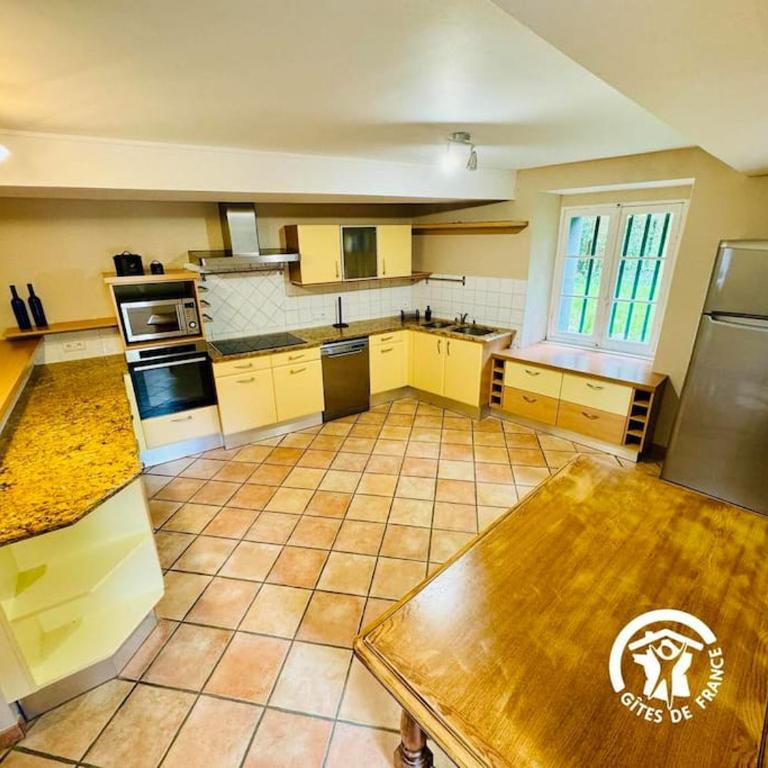 Domaine 15 pers, Piscine, Pétanque, Canal du midi - Seven-Bedroom House - 23