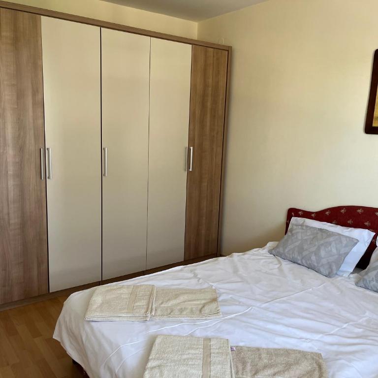 Peaceful Apartment Simovic - One-Bedroom Apartment - 15