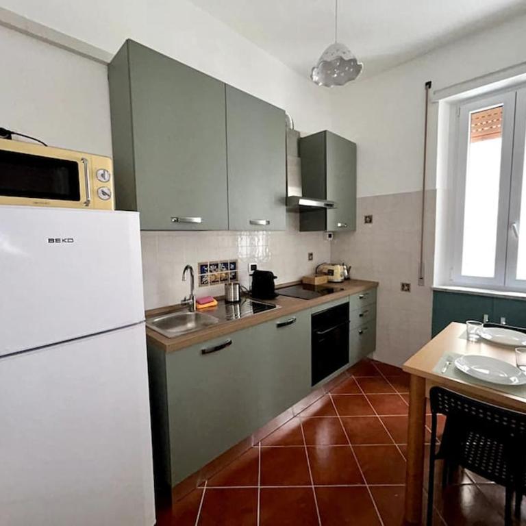 Interno 3 - Vatican Apartment - Appartamento con 2 Camere da Letto - 5
