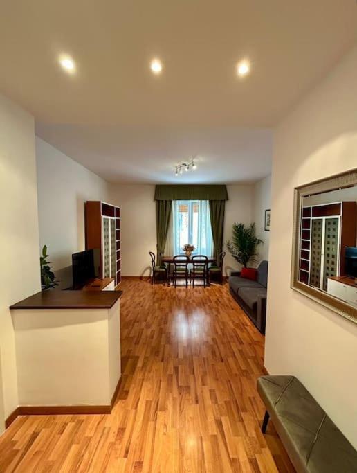 Interno 3 - Vatican Apartment - Appartamento con 2 Camere da Letto - 6