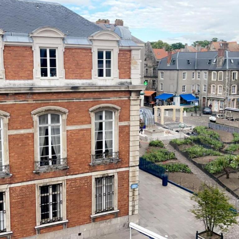 HYPER CENTRE, REMPARTS, VIEILLE VILLE , COSY, possible tout faire à pieds - One-Bedroom Apartment - 7