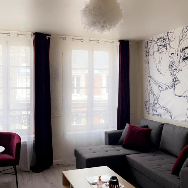 HYPER CENTRE, REMPARTS, VIEILLE VILLE , COSY, possible tout faire à pieds - One-Bedroom Apartment - 13