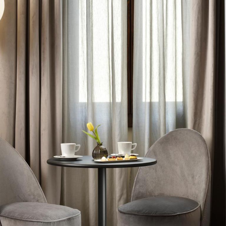 Floren Hotel - Classic Double or Twin Room - 12