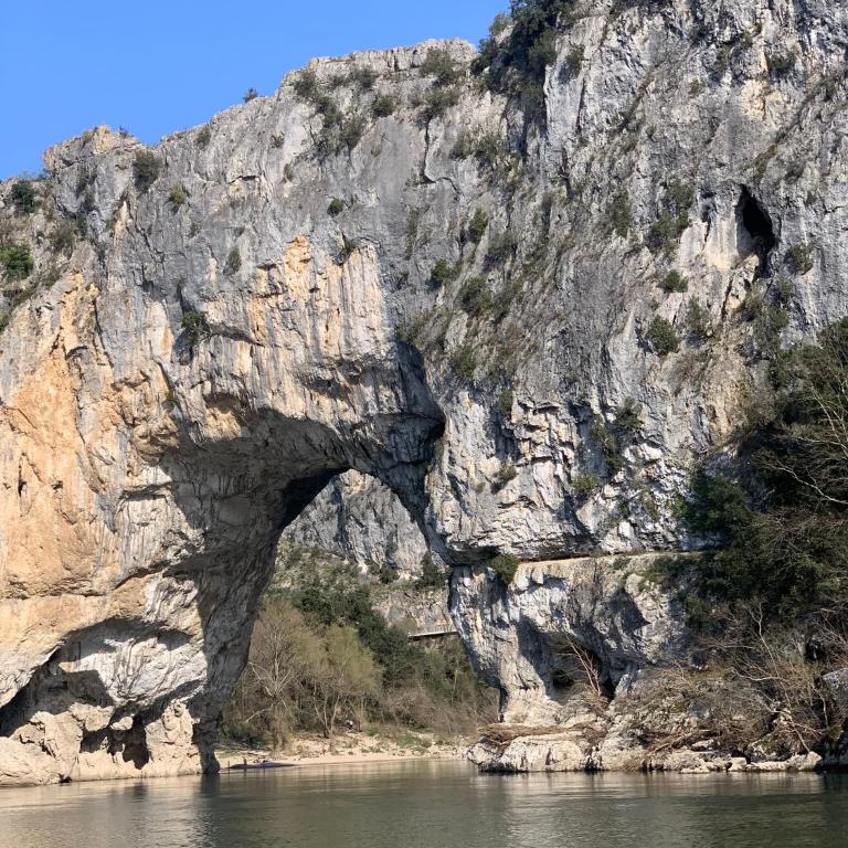 Maison au calme avec piscine Vallon Pont d'Arc - Maison 3 Chambres - 28