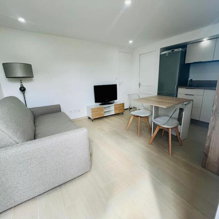 Appartement 2 pIeces rdc de villa Mouans Sartoux - Appartement 1 Chambre - 8