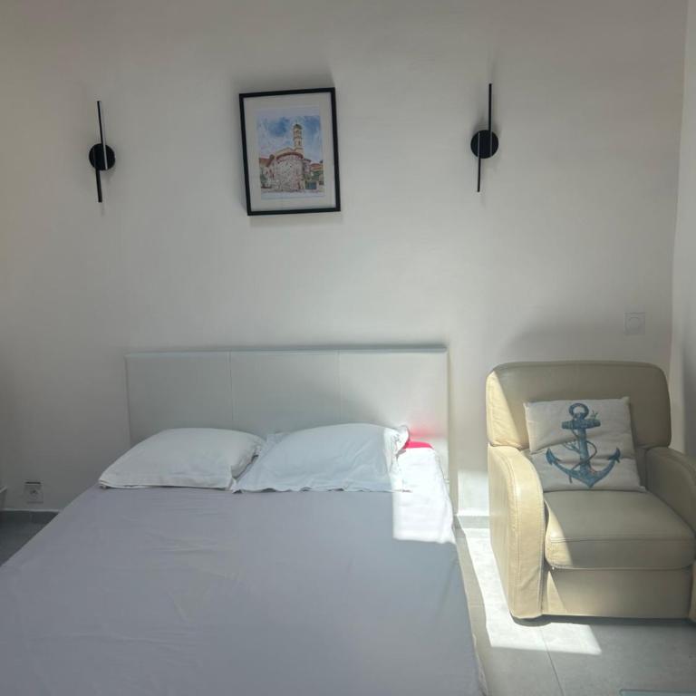 Appart hyper centre Nice - Appartement 3 Chambres - Étage Supérieur - 8
