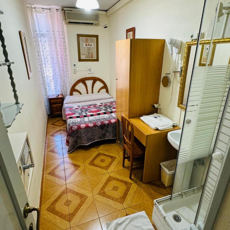Hostal Fuentesol - Chambre Simple avec Douche - 2