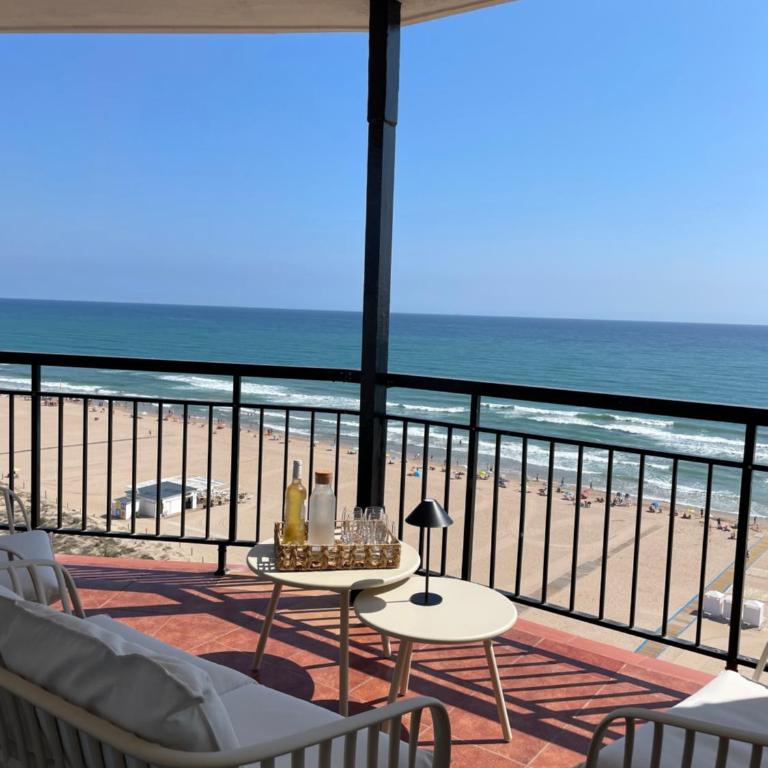 Gandia Boutique Stays - Presidente - Apartamento Premium en primera línea de playa - Apartamento de 3 dormitorios con vistas al mar - 6