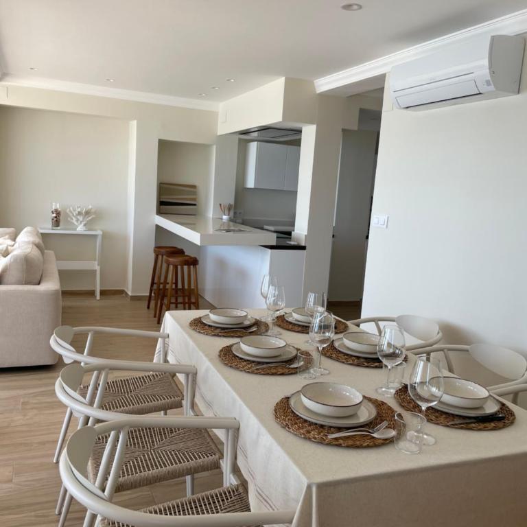 Gandia Boutique Stays - Presidente - Apartamento Premium en primera línea de playa - Apartamento de 3 dormitorios con vistas al mar - 14