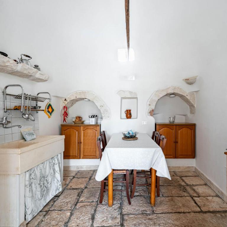 Il Trullo di Nonna Ratuccia by Rentbeat - Casa con 3 Camere da Letto - 5