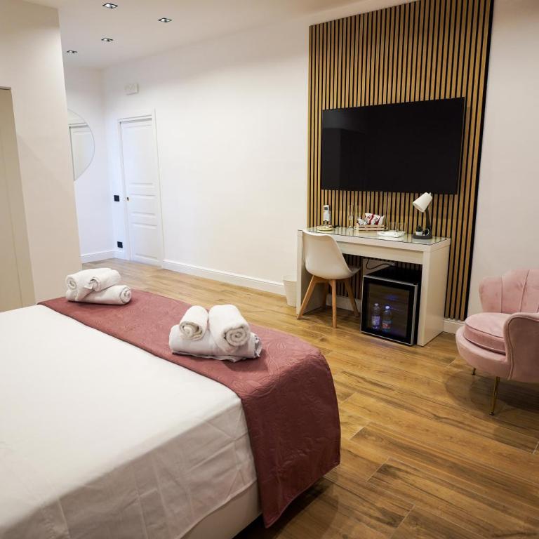 Luxury room - Camera Matrimoniale con Balcone - 8