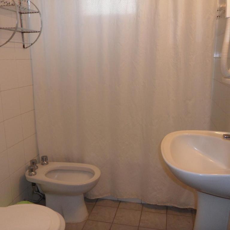 Hotel Montecarlo - Standard Double Room - 5