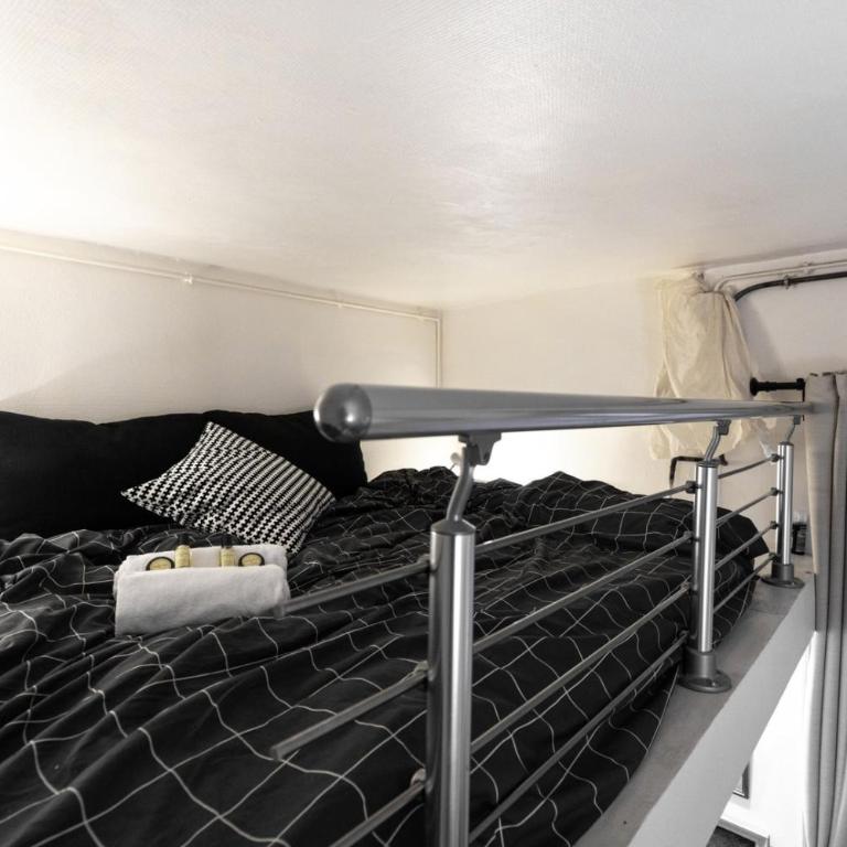 GuestReady - Cosy studio mezzanine in Paris - Studio - 3