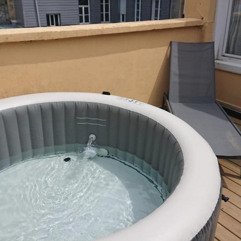 SPA central charmant duplex cosy 90m2 à 300m rue piétonne et 500 m du port - Appartement 1 Chambre - 26