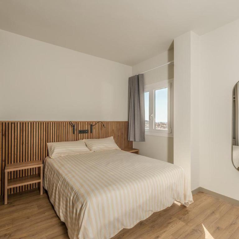 L'Alcor Aparthotel - Deluxe One-Bedroom Apartment - 4