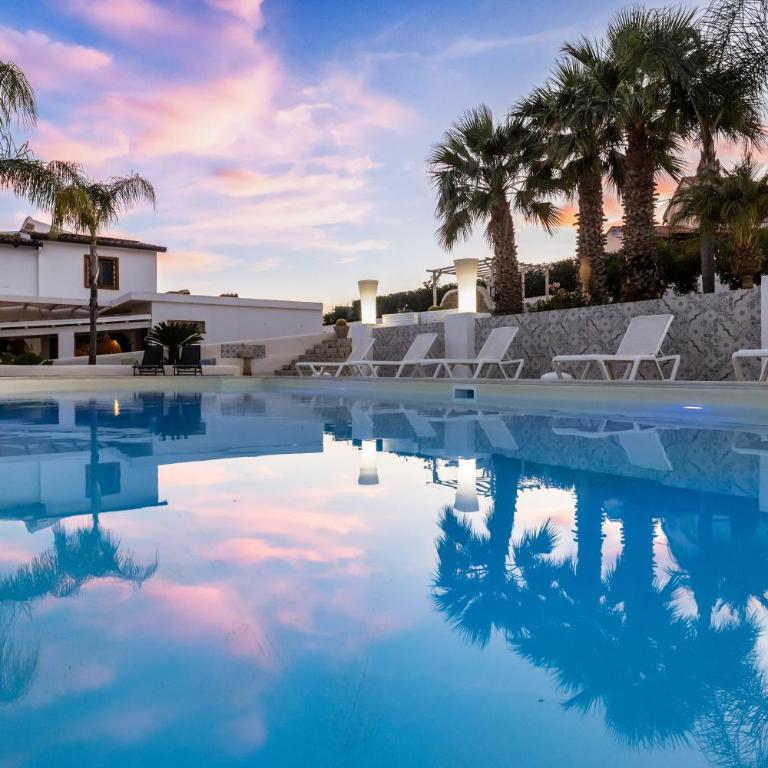 Amazing Villa with pool & Jacuzzi - Villa - 6