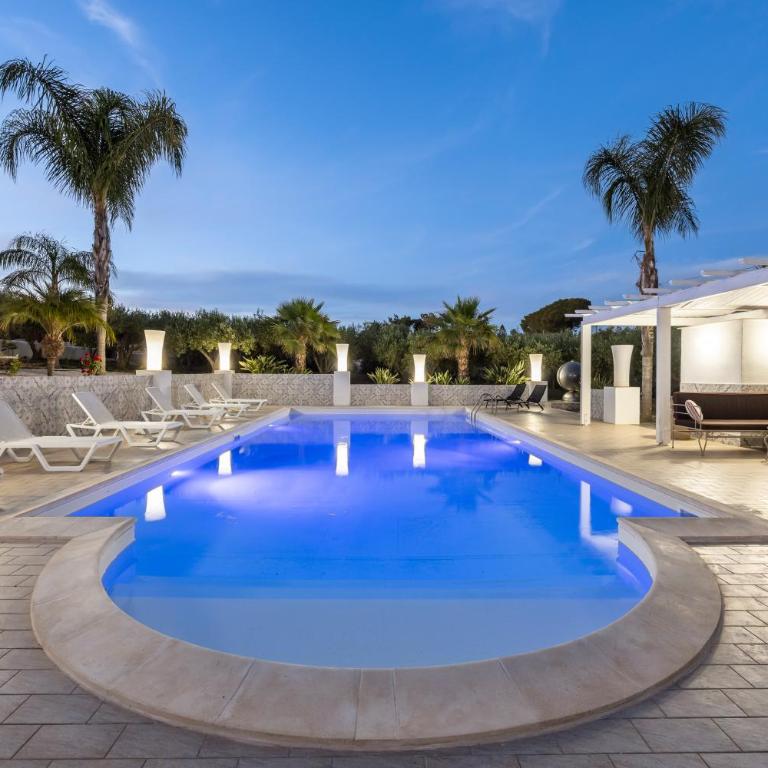 Amazing Villa with pool & Jacuzzi - Villa - 9