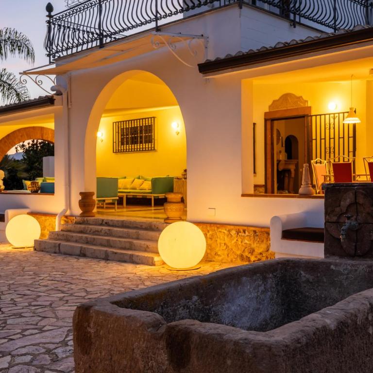 Amazing Villa with pool & Jacuzzi - Villa - 52