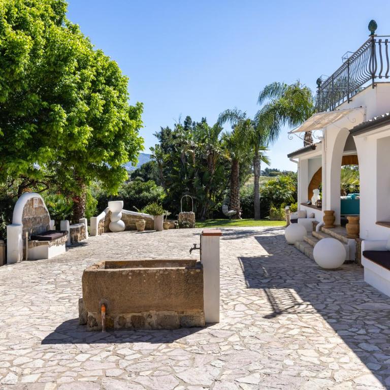 Amazing Villa with pool & Jacuzzi - Villa - 58