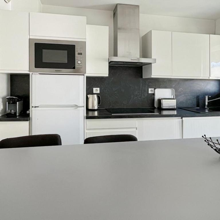 2 Room modern, terrace and Parking - Appartement - 13