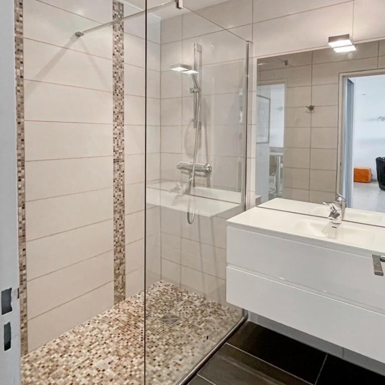 2 Room modern, terrace and Parking - Appartement - 18