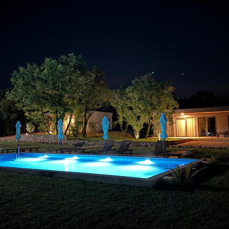 KOKO VILLAGE - Three-Bedroom Villa - 1