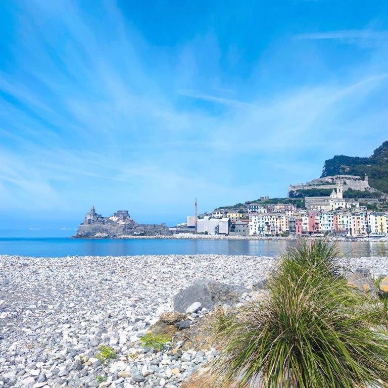 Ca del Sole - FREE Parking - Appartamento con 2 Camere da Letto - 2