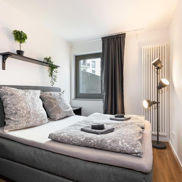 Urban Apartment with 2 Bedrooms - Apartment - 3