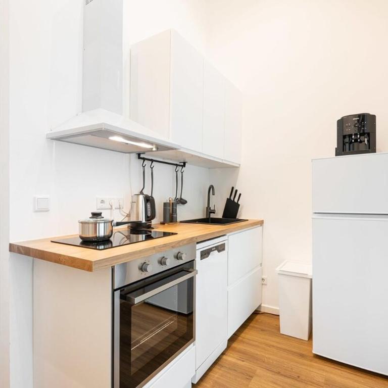 Urban Apartment with 2 Bedrooms - Apartment - 8