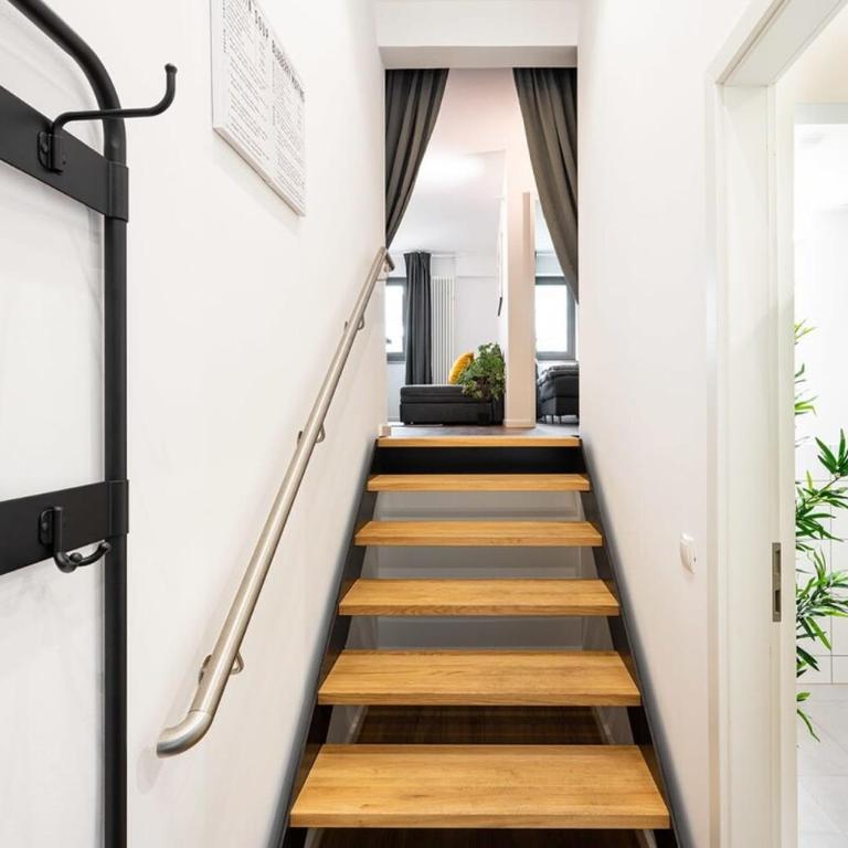 Urban Apartment with 2 Bedrooms - Apartment - 10