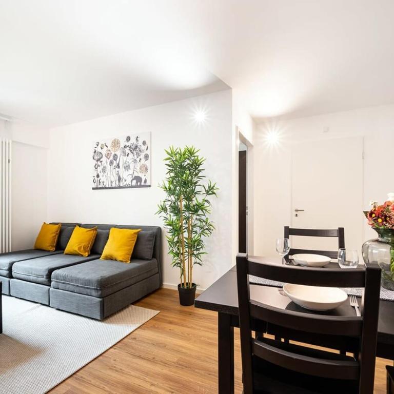 Urban Apartment with 2 Bedrooms - Apartment - 12