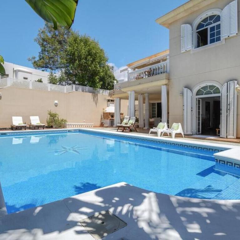 Bayside Concha House - Beachfront Oasis with Heated Pool - Apartamento - 2