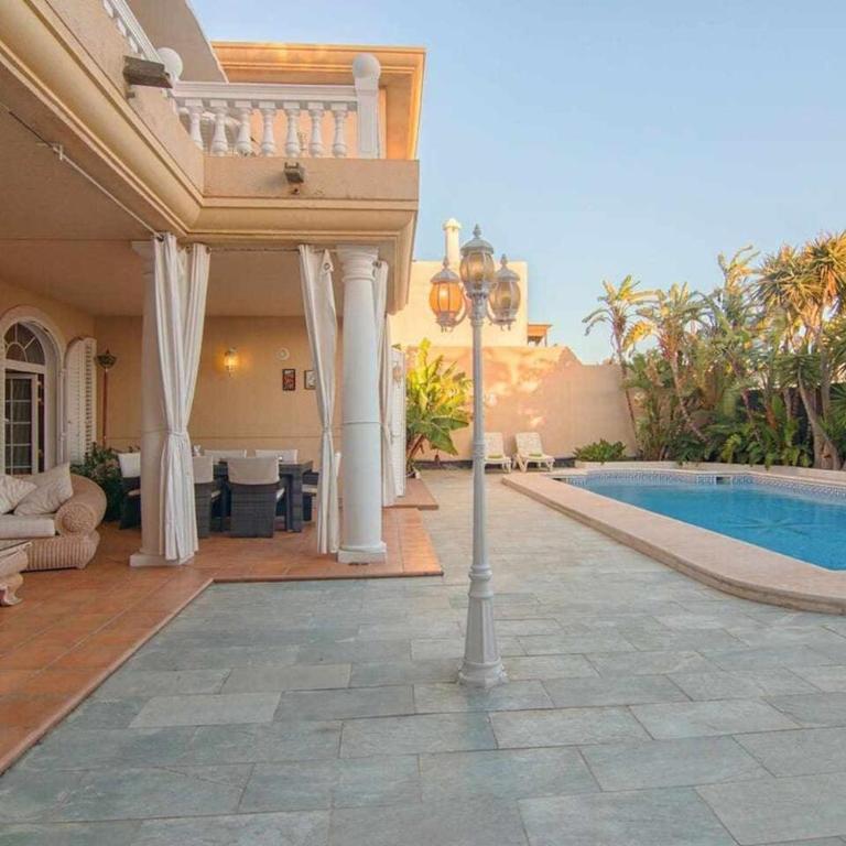 Bayside Concha House - Beachfront Oasis with Heated Pool - Apartamento - 9