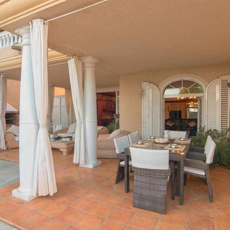 Bayside Concha House - Beachfront Oasis with Heated Pool - Apartamento - 18