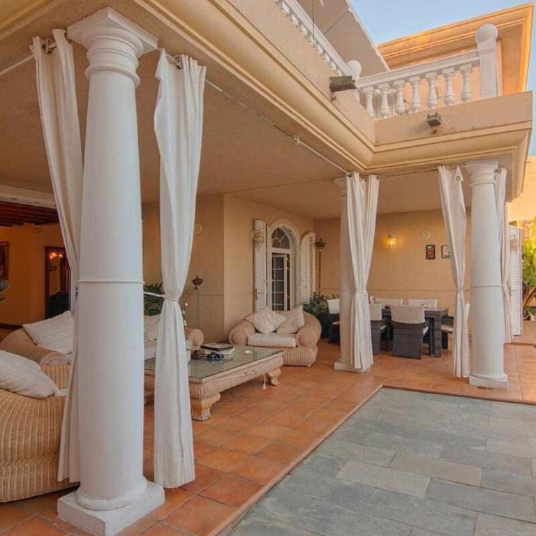 Bayside Concha House - Beachfront Oasis with Heated Pool - Apartamento - 20