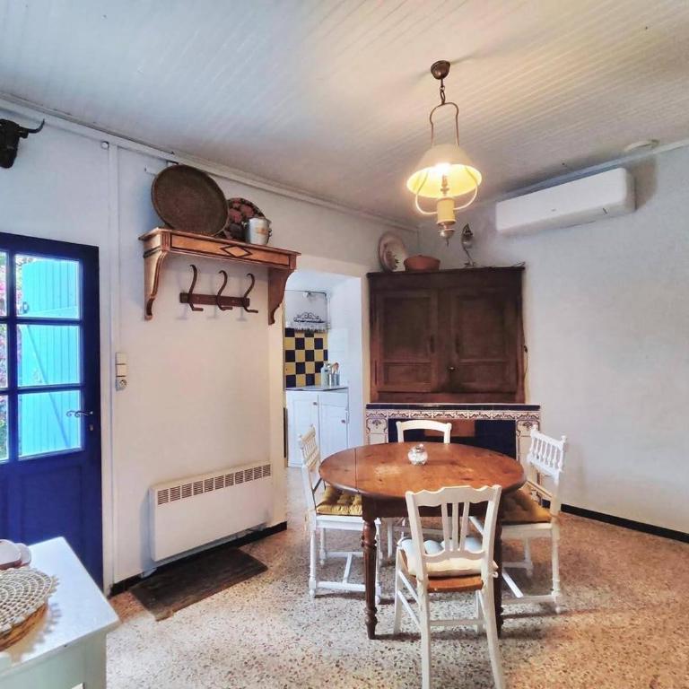 La Maisonette Cambon, Charme en Camargue - Vacation Home - 11
