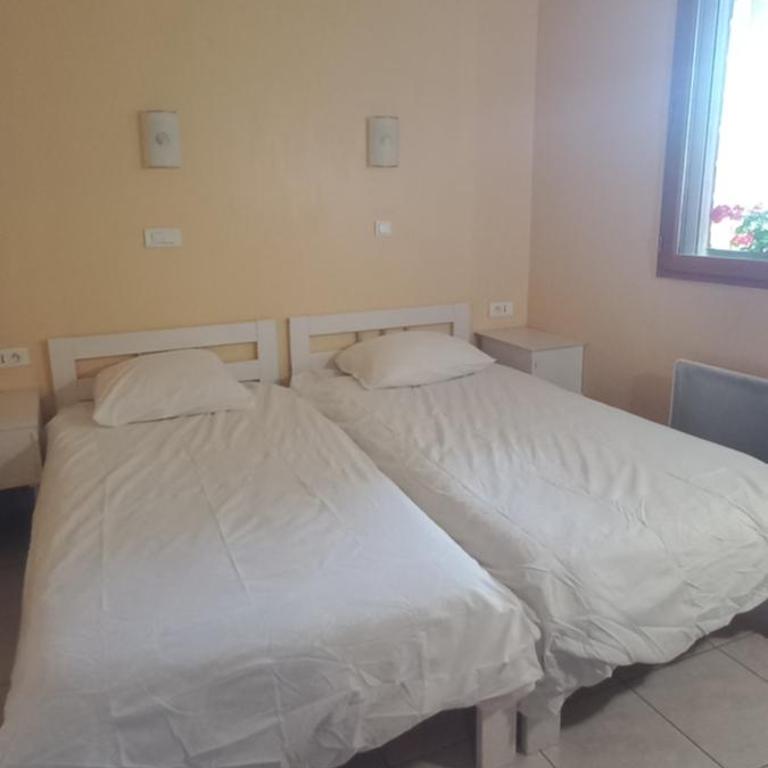 Maison du Lac avec plage privée - Maison 2 Chambres - 16