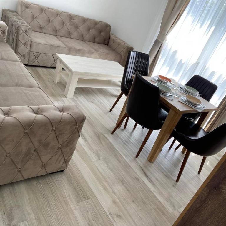 Relax Apartmani - Apartman s 1 Spavaćom Sobom i Pogledom na Bazen - 2