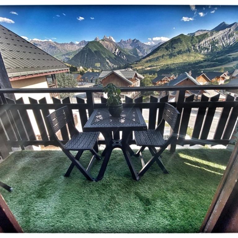 vue splendide montagnes centre village pieds des pistes et remontées Mécaniques - Appartement 1 Chambre - 6