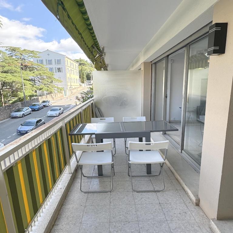 Charming 2 room , 52 m2, very spacious, bright and near sea Martinez hotel - Appartement 1 Chambre - 15