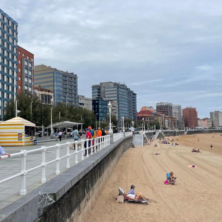 Apartamento Playa de Gijon - Apartamento de 1 dormitorio - 42