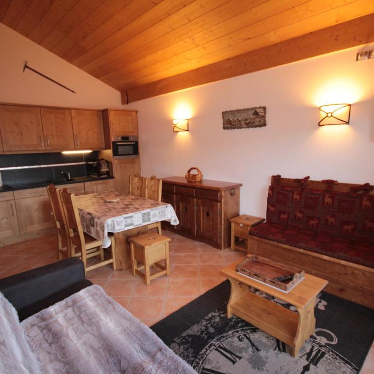 Les Saisies-Bisanne 1500 : Appartement 3 pièces avec accès piscine, parking, animaux admis - Appartement 2 Chambres - 6