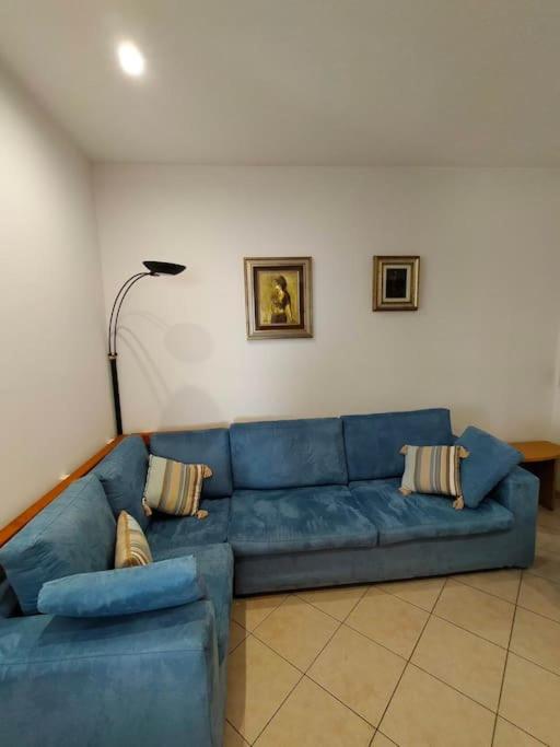 Luminoso alloggio vista mare, comodo alla spiaggia - Apartamento de 2 dormitorios - 2